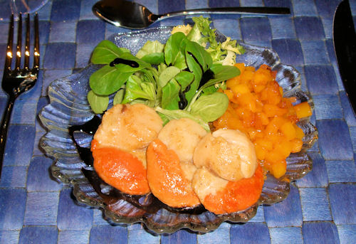 Jacobsmuscheln mit Mango-Dip